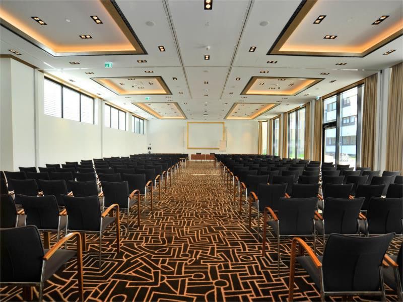Golden Tulip Berlin Hotel Hamburg Exterior foto