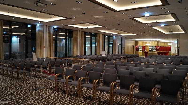 Golden Tulip Berlin Hotel Hamburg Exterior foto